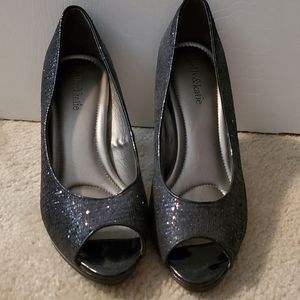 Peep toe black heels